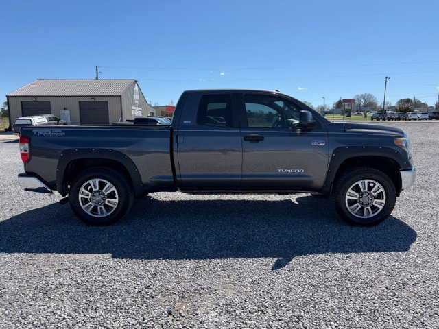 Used 2018 Toyota Tundra SR5 AWD/4WD image 5