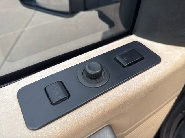 Used 2011 Ford F250 Lariat w/ Lariat Interior Pkg image 14
