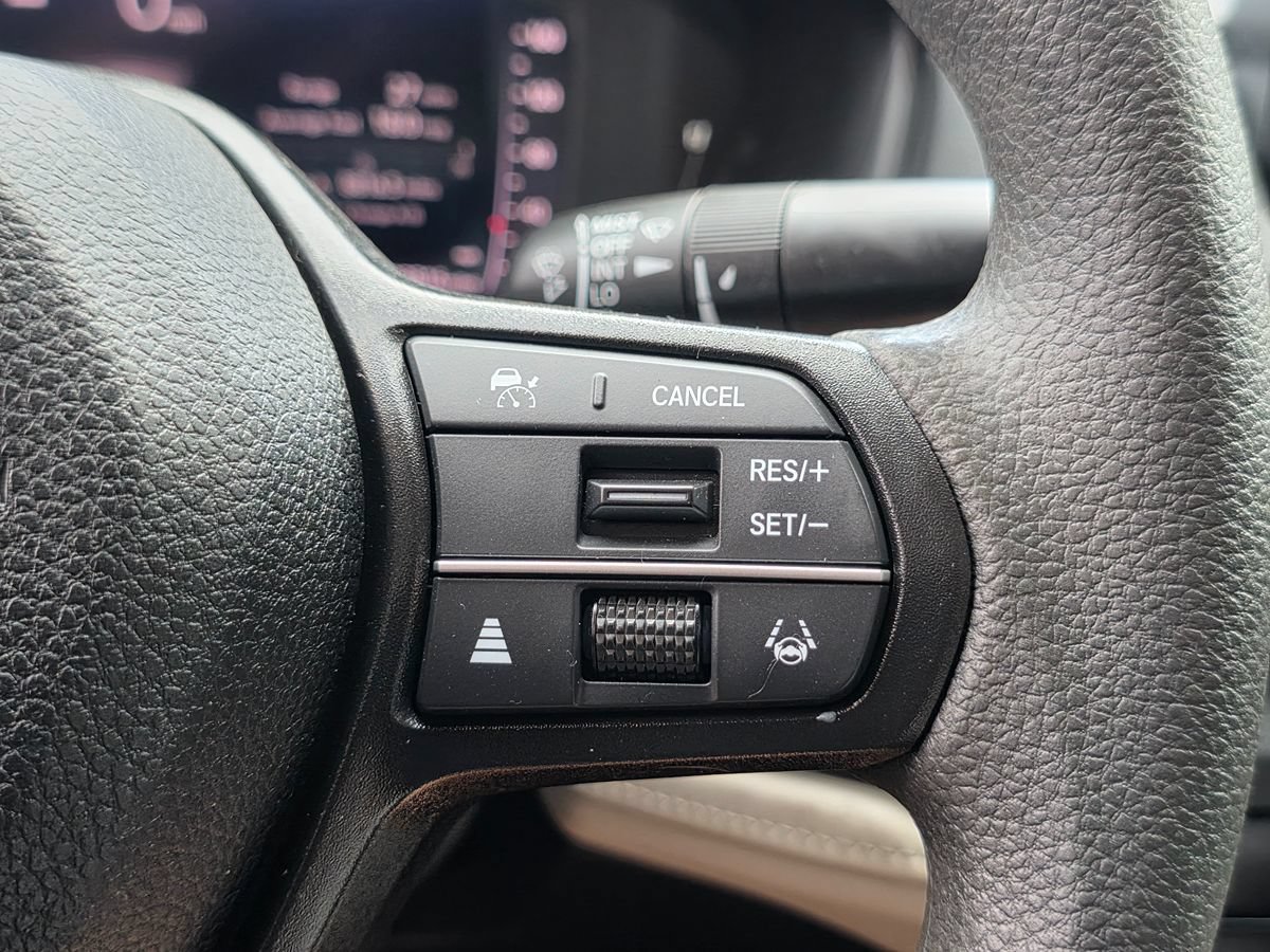 Used 2023 Honda Accord LX image 31