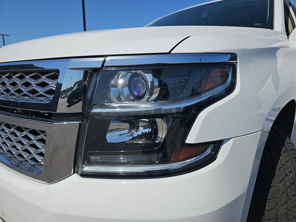 Used 2017 Chevrolet Suburban LT w/ LT Signature Package RWD image 37