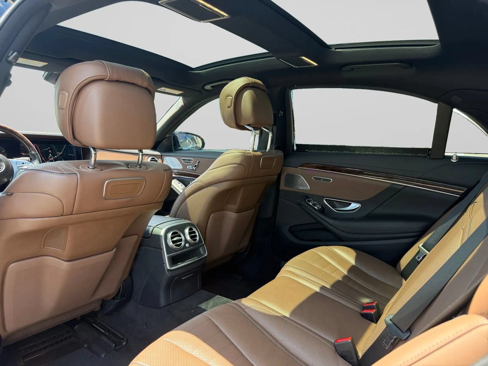 Used 2019 Mercedes-Benz S 560 4MATIC Sedan image 24