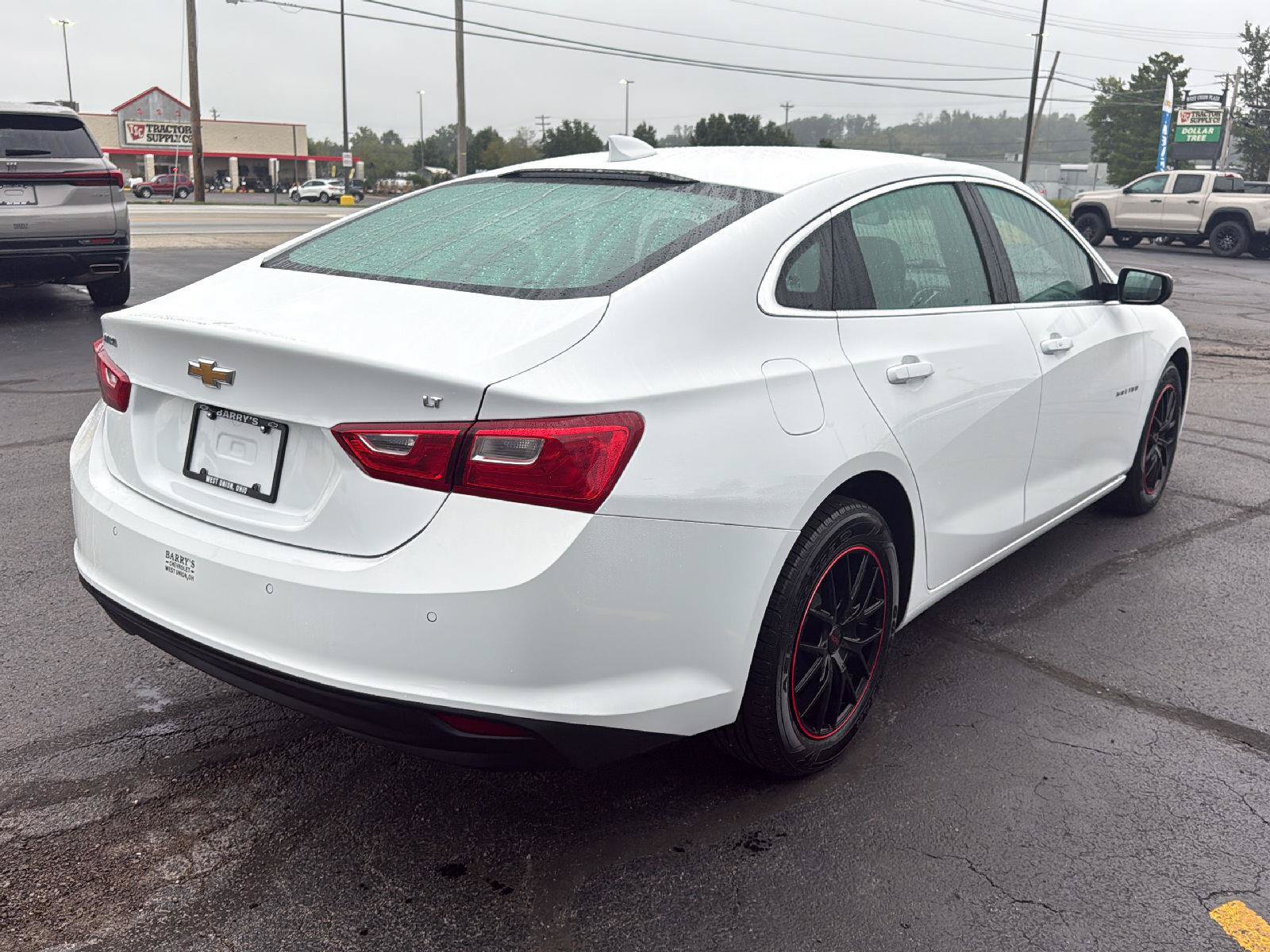 Used 2024 Chevrolet Malibu LT FWD image 5