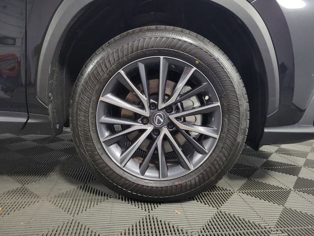Used 2023 Lexus NX 250 FWD image 11