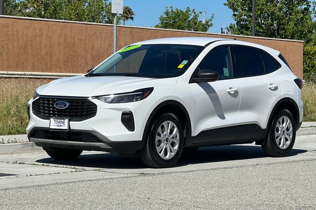 Used 2025 Ford Escape Active FWD image 8