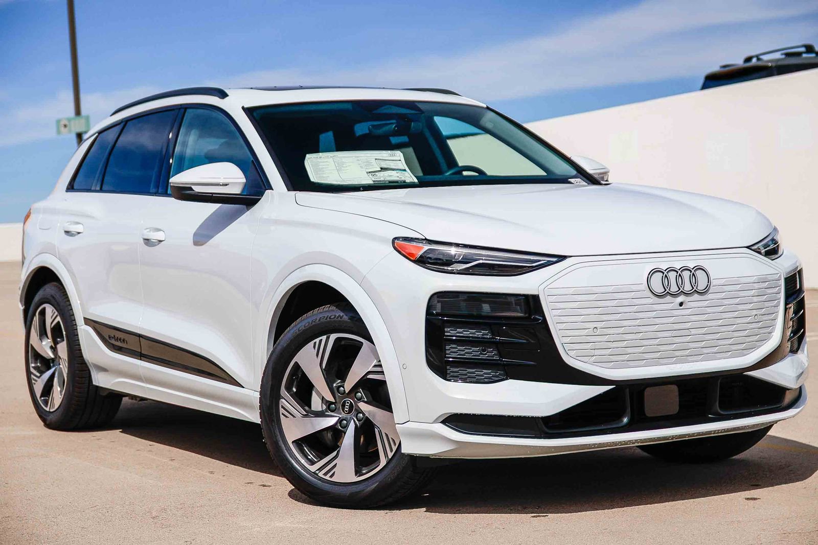 New 2025 Audi Q6 e-tron Premium AWD/4WD image 1