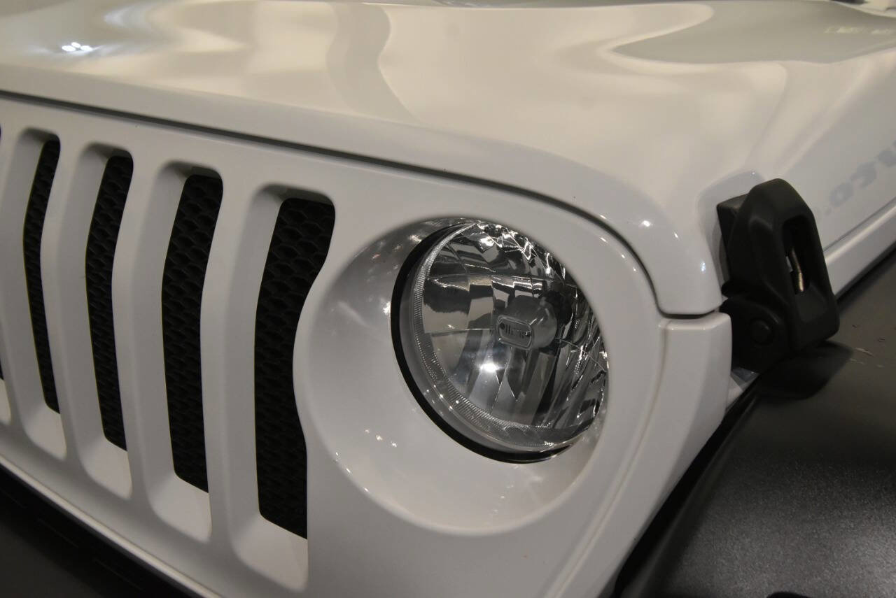 Used 2021 Jeep Wrangler Sport AWD/4WD image 9