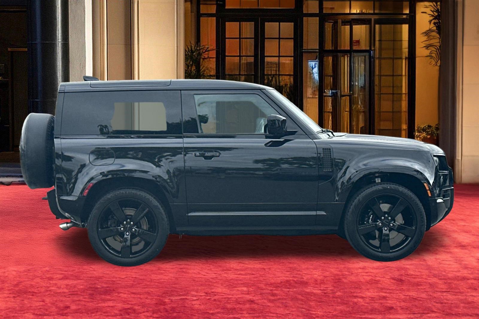 New 2026 Land Rover Defender 90 V8 image 8
