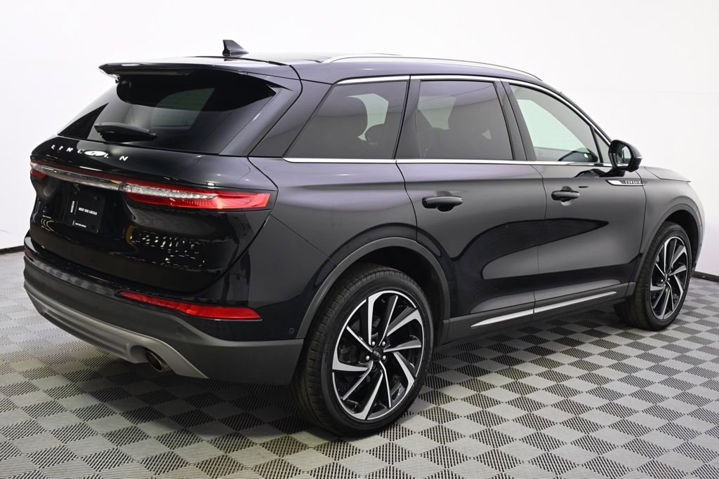 Used 2023 Lincoln Corsair Reserve w/ Equipment Group 202A AWD/4WD image 7