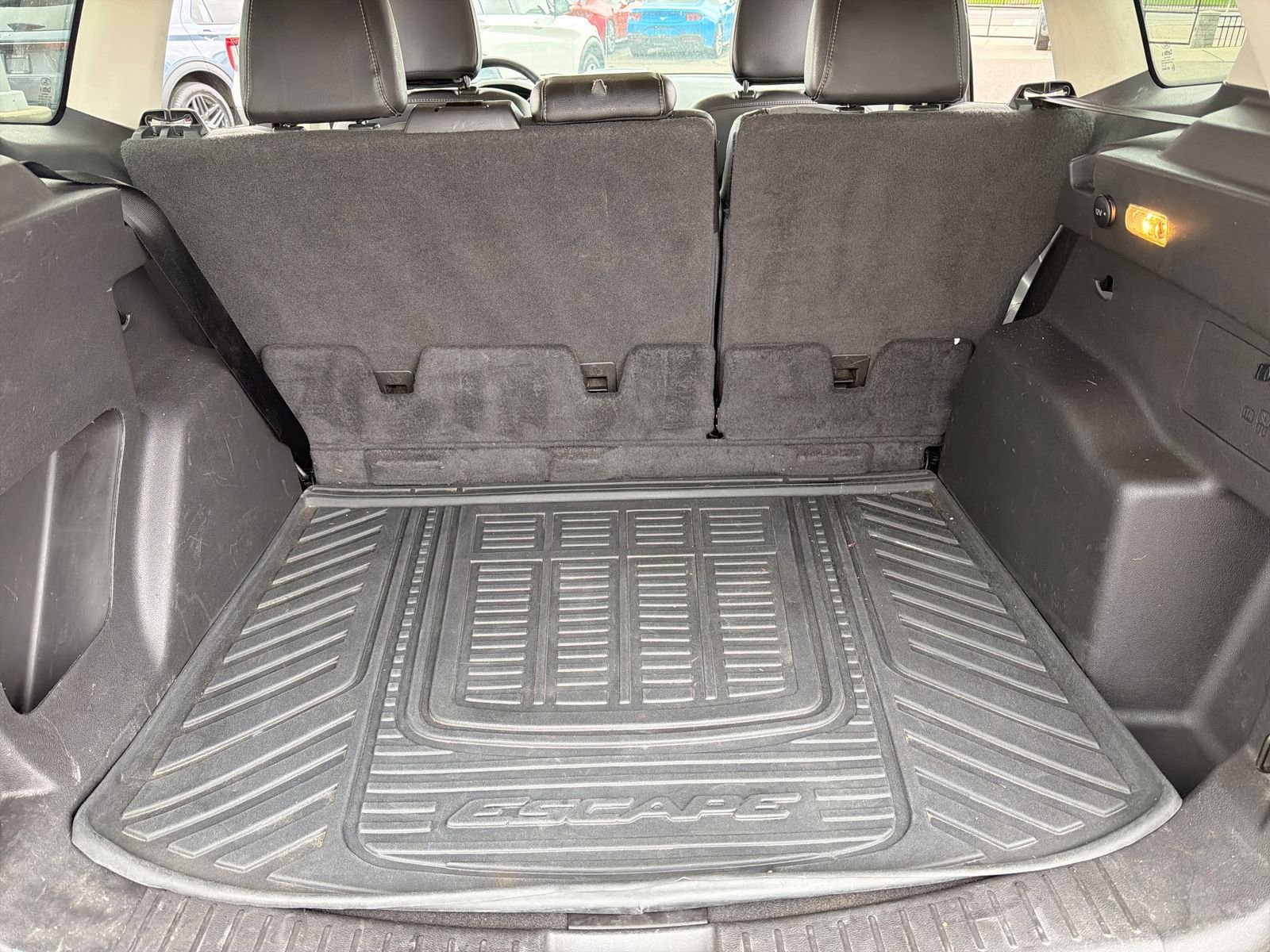 Used 2018 Ford Escape SE w/ SE Sport Appearance Package image 38