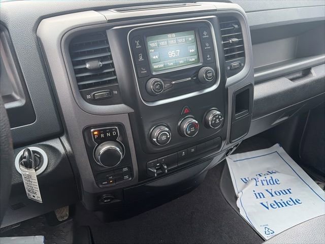 Used 2017 RAM 1500 Express image 17