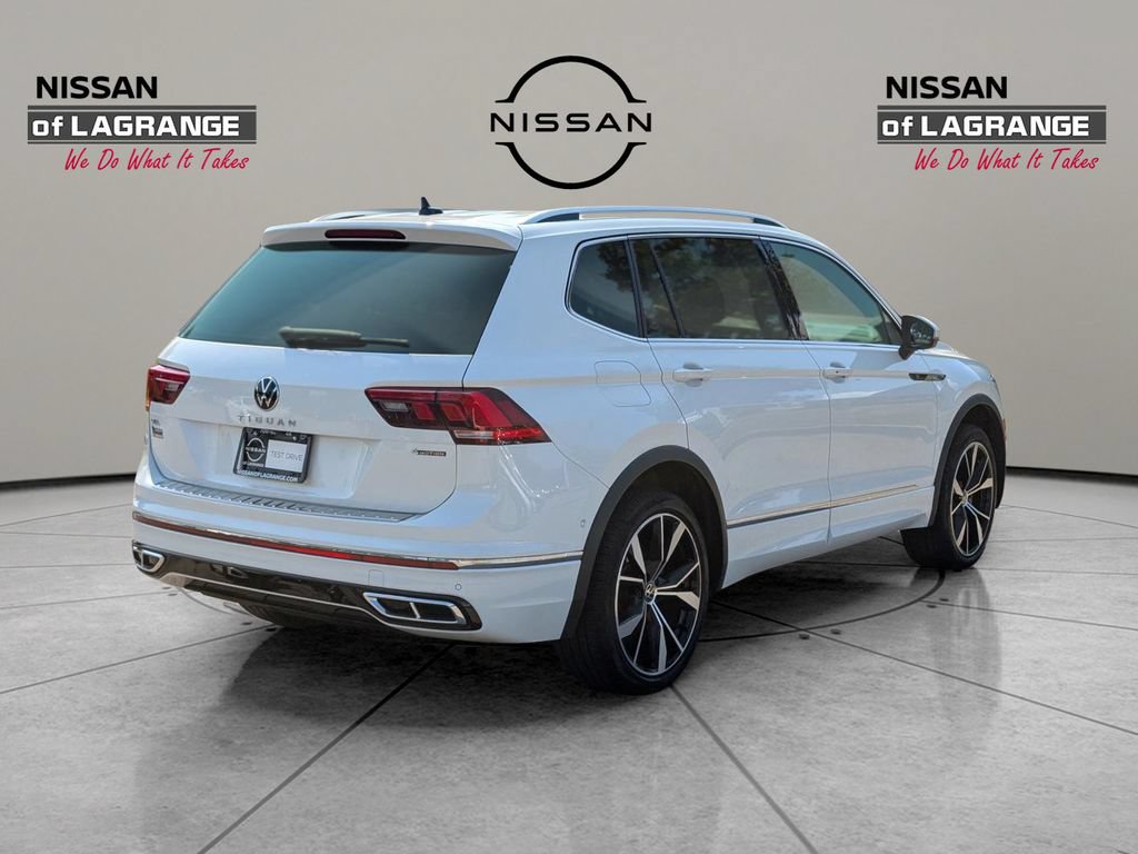 Used 2022 Volkswagen Tiguan SEL R-Line AWD/4WD image 5