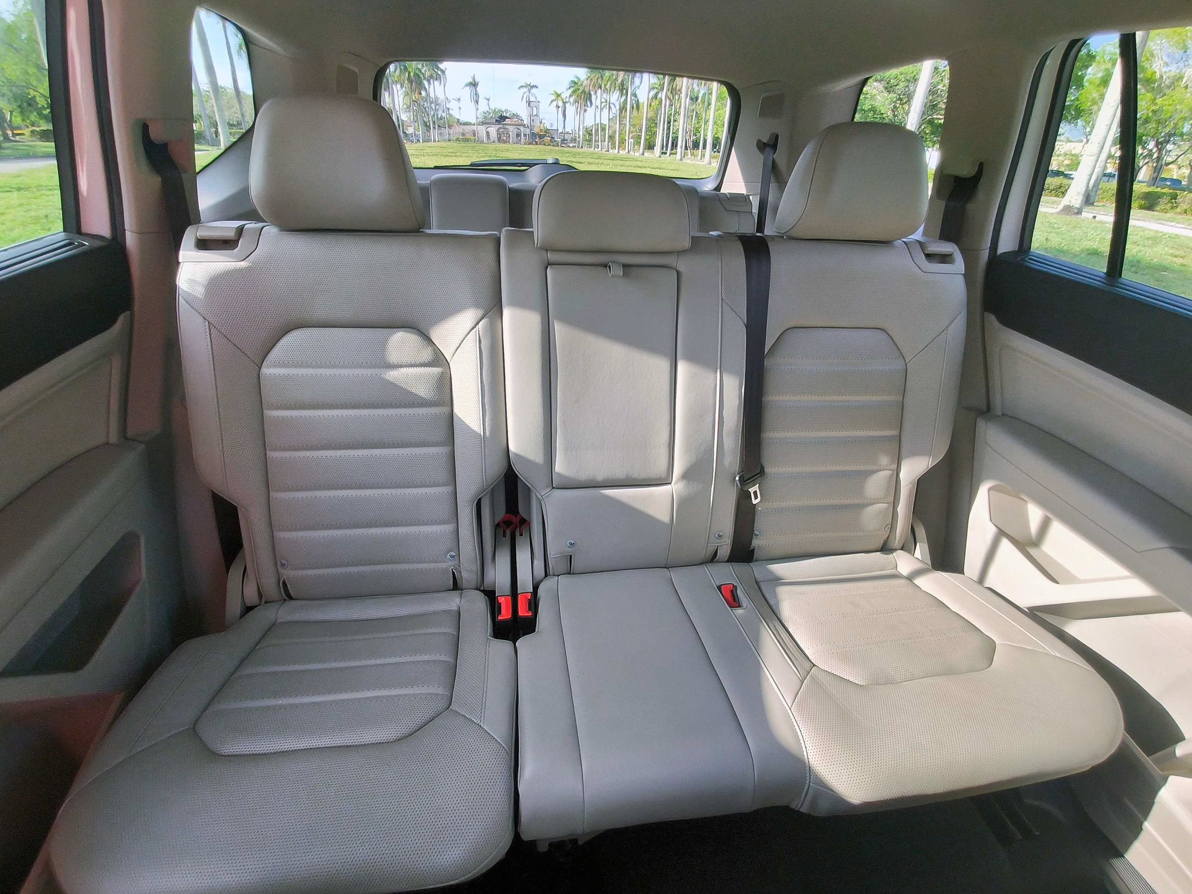Used 2019 Volkswagen Atlas SEL Premium AWD/4WD image 14