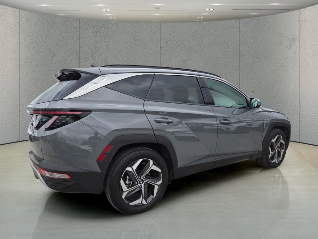 Used 2024 Hyundai Tucson Limited FWD image 3