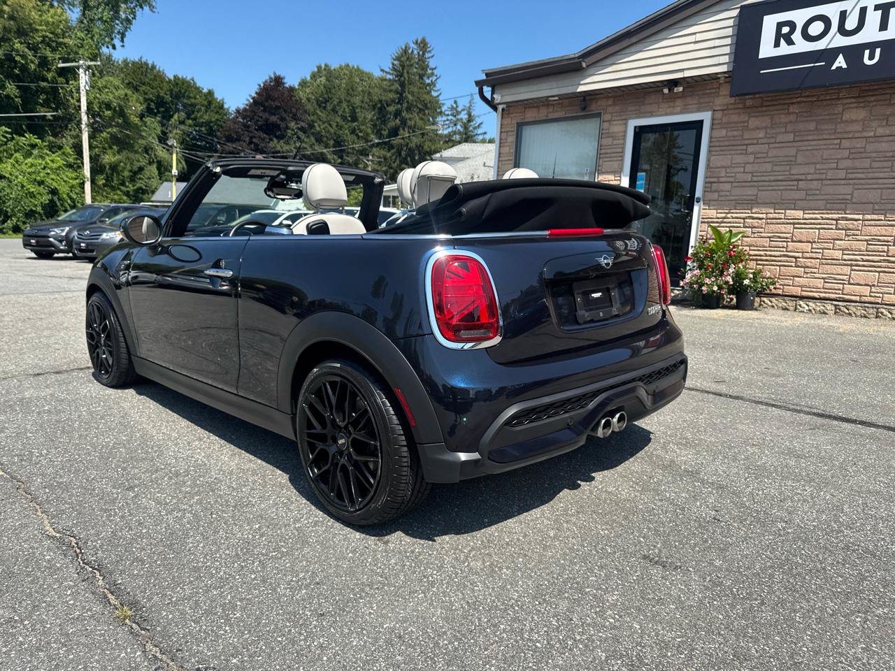 Used 2022 MINI Cooper S FWD image 11