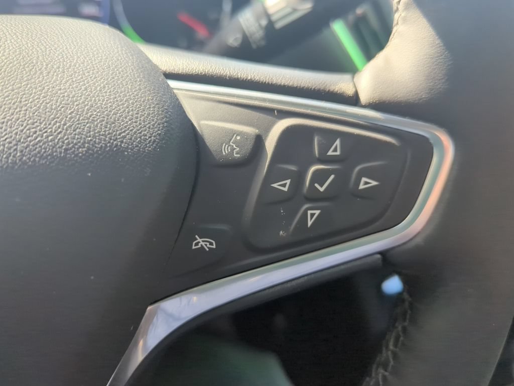 Used 2023 Chevrolet Malibu LT w/ LPO, Floor Liner Package FWD image 28