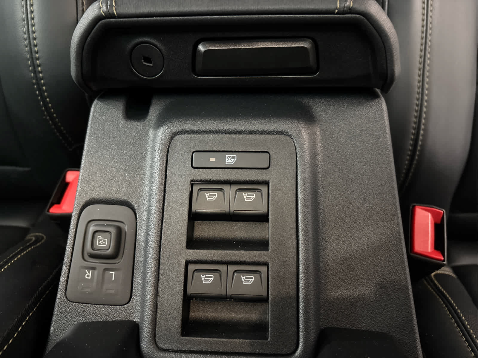 Certified 2026 Ford Bronco Badlands AWD/4WD image 20