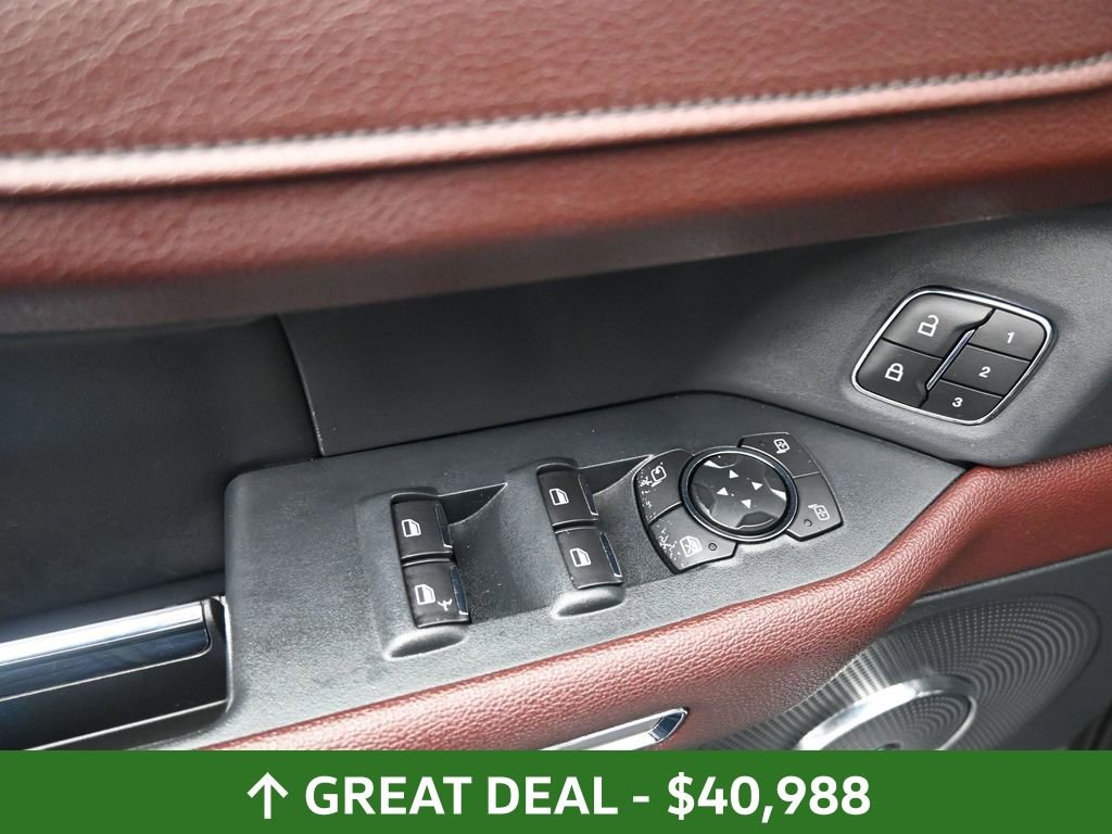 Used 2022 Ford Expedition Limited image 24