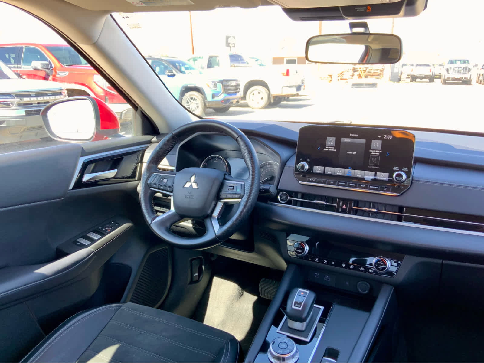 Used 2024 Mitsubishi Outlander SE image 30