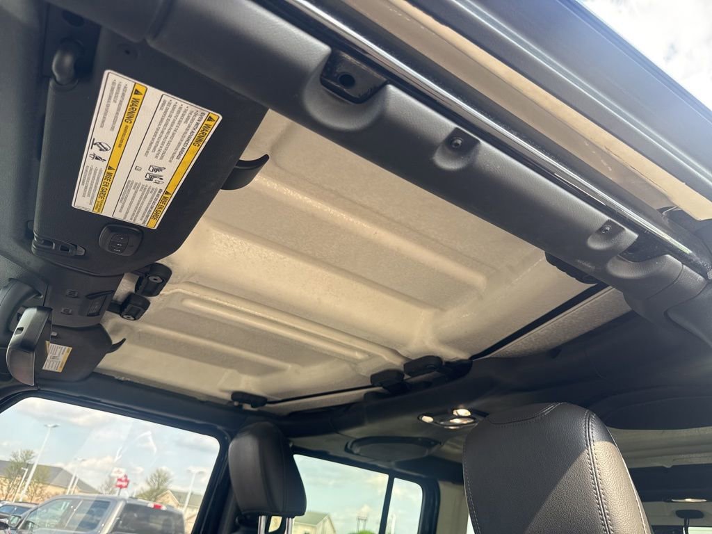 Used 2021 Jeep Wrangler Unlimited Rubicon w/ Uconnect 4C Nav & Sound Group image 58