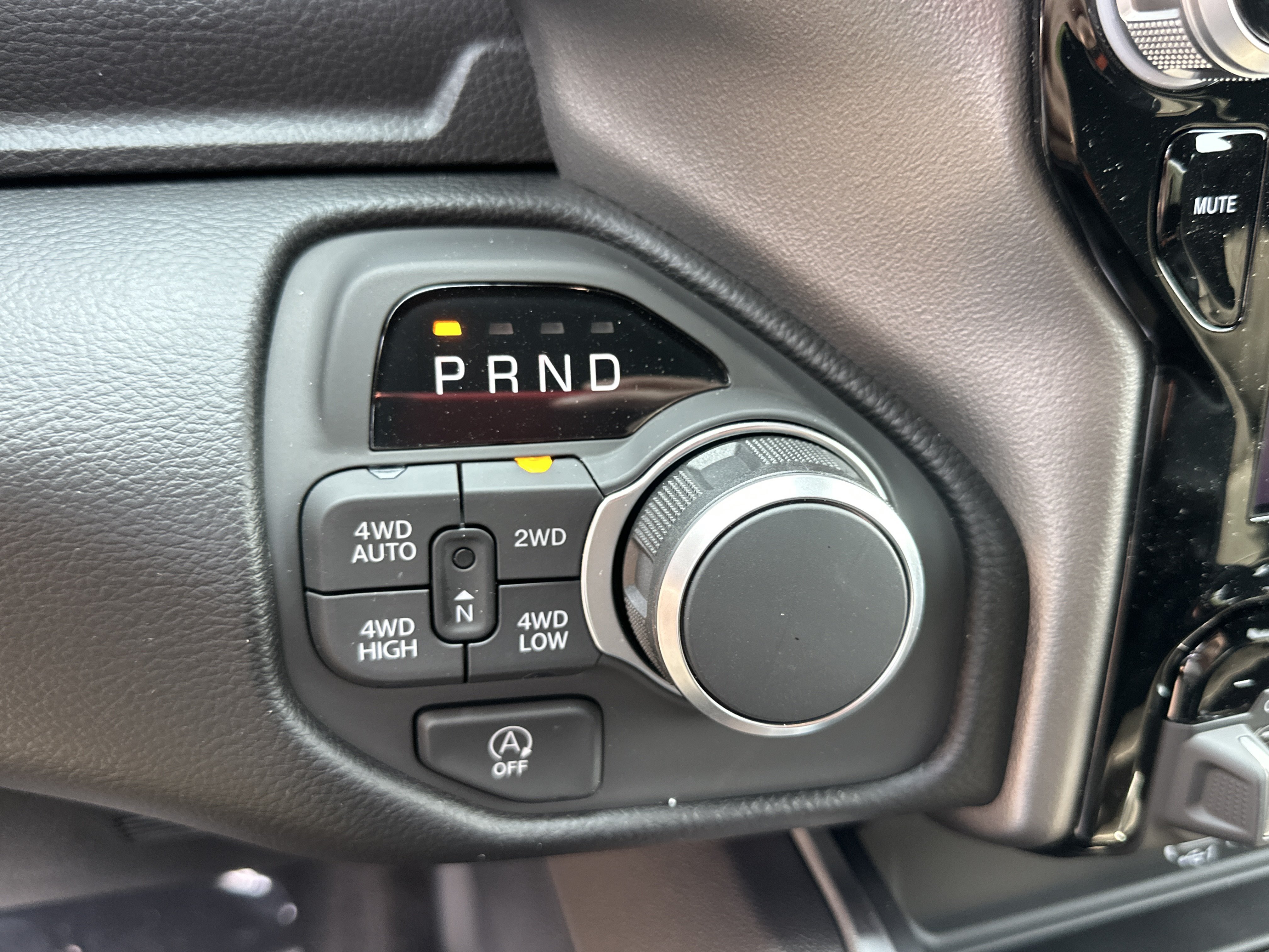 New 2026 RAM 1500 Big Horn AWD/4WD image 7