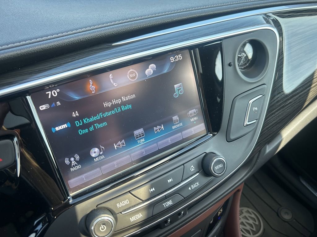 Used 2017 Buick Envision Essence AWD/4WD image 13