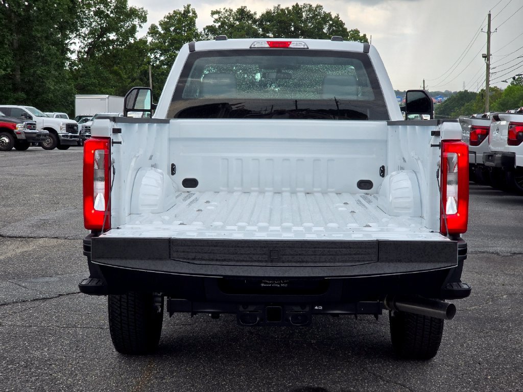 Used 2026 Ford F250 XL w/ F-250 >10K GVWR Package AWD/4WD image 25