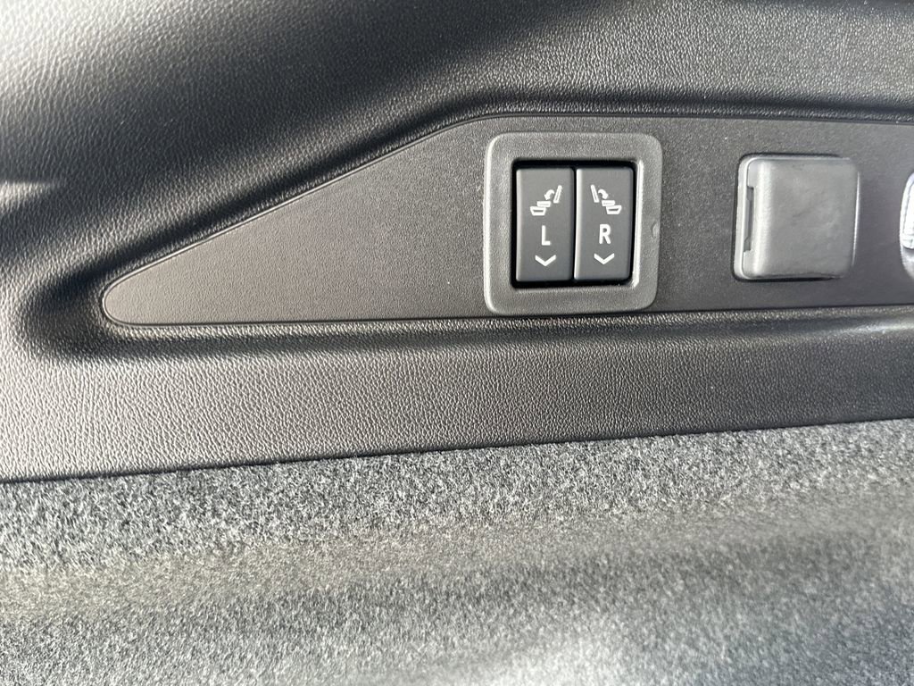 New 2026 Cadillac Lyriq Signature Sport w/ Nappa Leather Package image 27