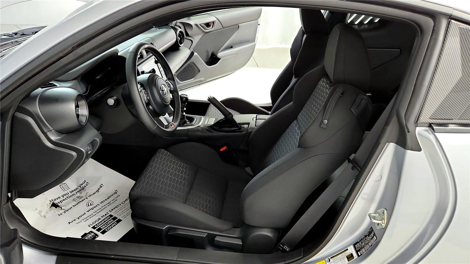 Certified 2025 Toyota GR86 w/ ALL Weather Mat Package (TMS) image 16