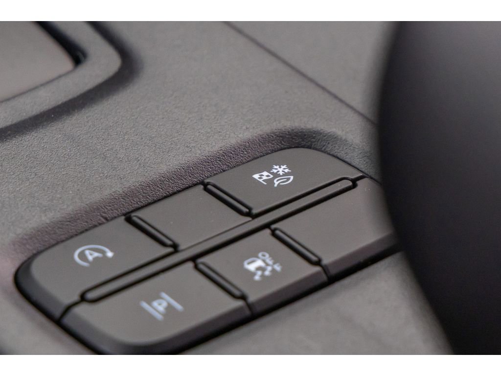 New 2025 Ford Ranger XLT w/ Equipment Group 301A High image 28