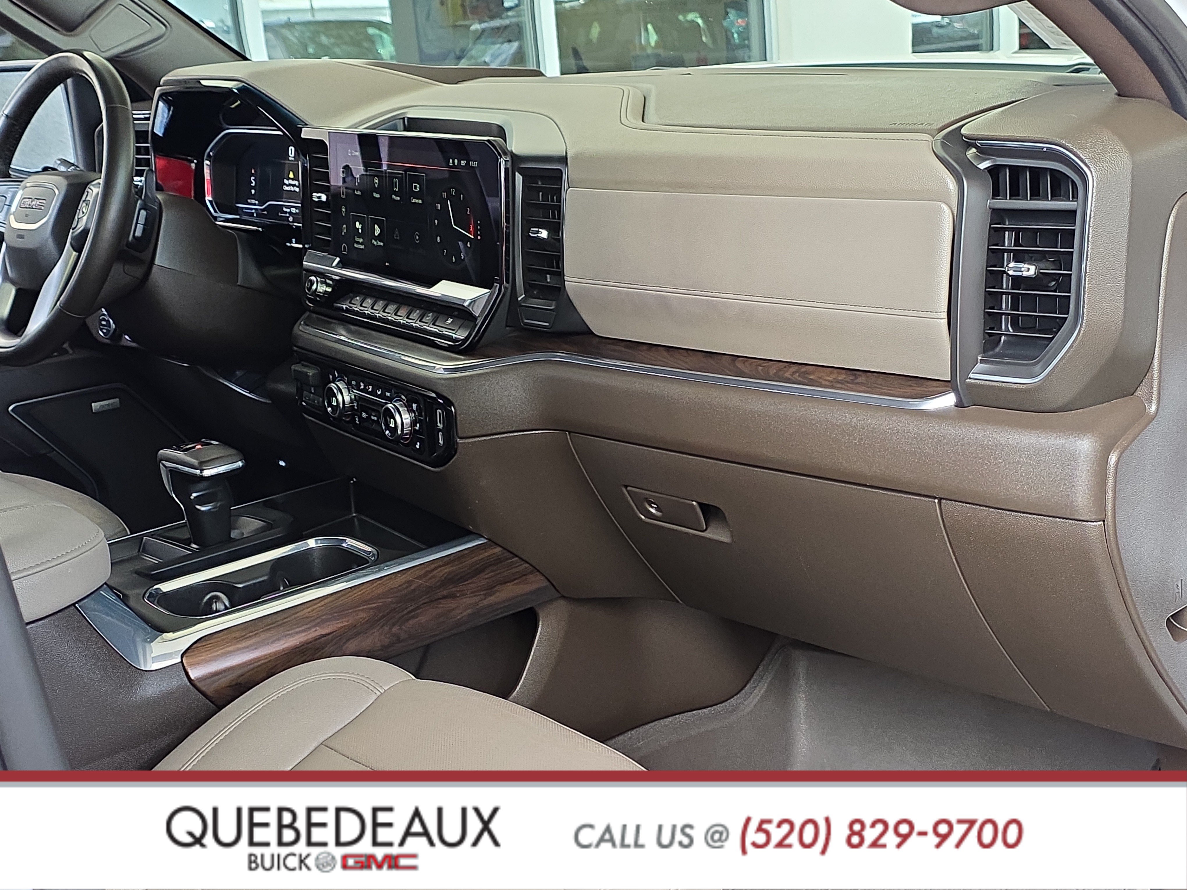 Used 2024 GMC Sierra 1500 SLT w/ SLT Premium Plus Package AWD/4WD image 32