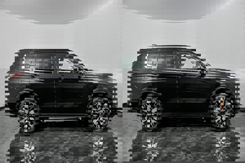 New 2026 Mitsubishi Outlander SE image 9