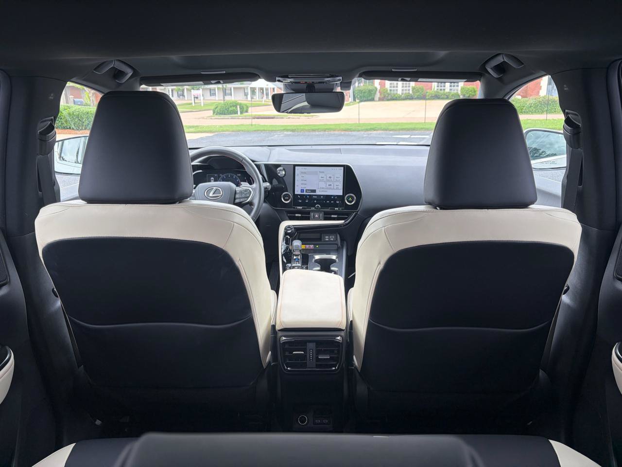 Used 2023 Lexus NX 350 AWD image 10
