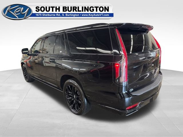 Used 2022 Cadillac Escalade ESV Sport Platinum w/ LPO, ONYX Package AWD/4WD image 4