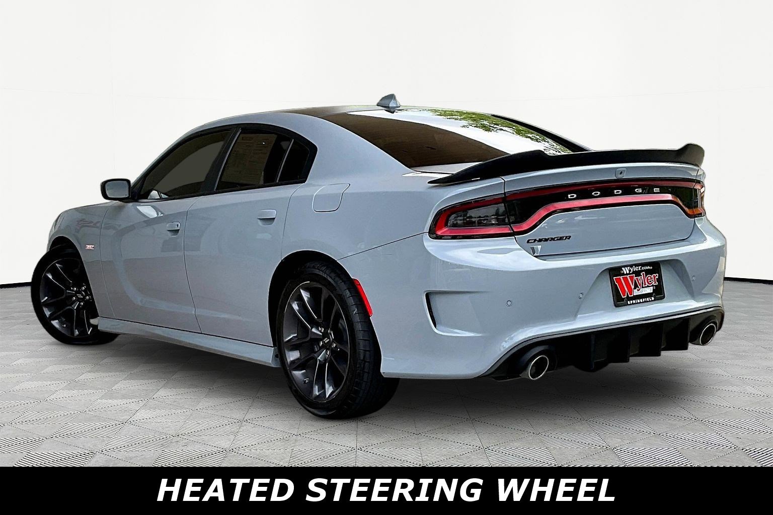 Used 2022 Dodge Charger Scat Pack w/ Plus Group RWD image 4