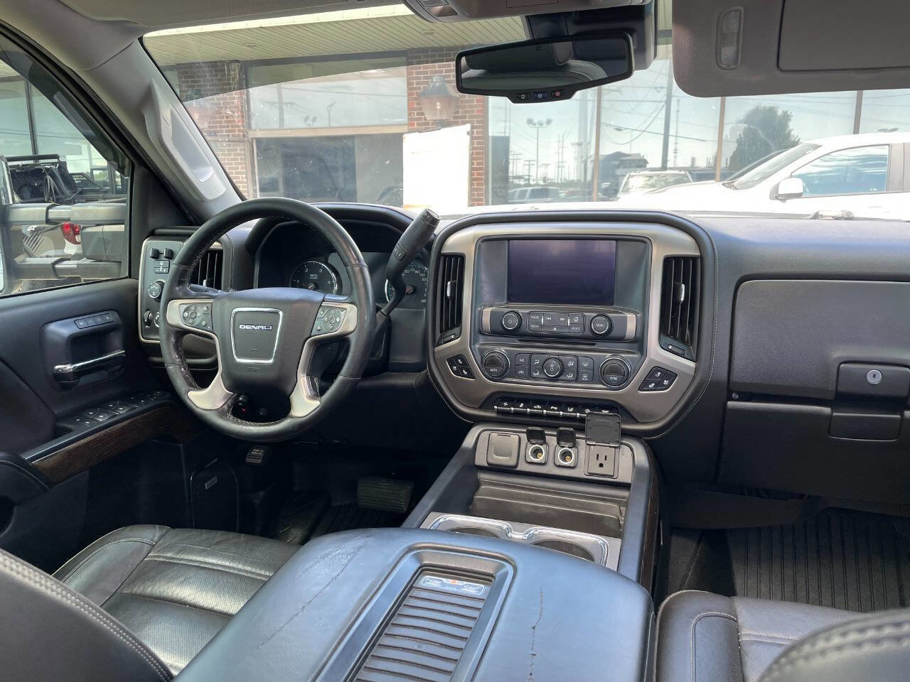 Used 2019 GMC Sierra 3500 Denali w/ Duramax Plus Package image 29