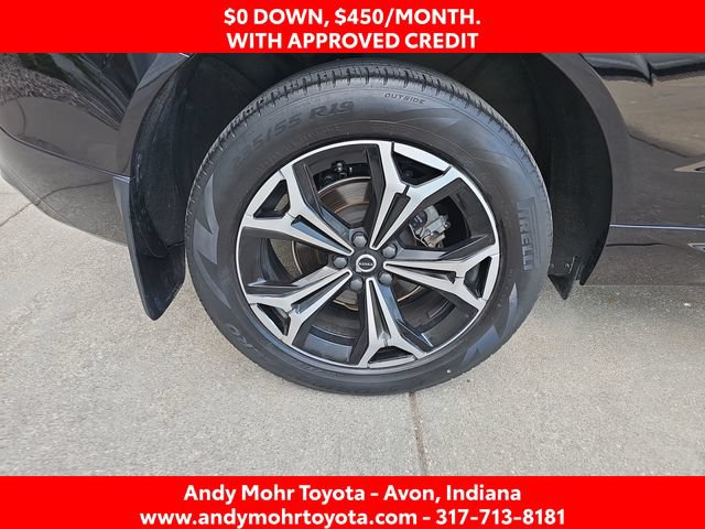Used 2022 Volvo XC60 B5 Momentum w/ Climate Package AWD/4WD image 40