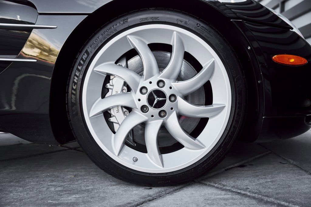 Used 2006 Mercedes-Benz SLR image 30