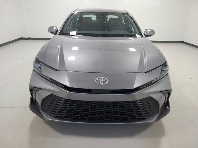 New 2027 Toyota Camry SE w/ Convenience Package FWD image 2