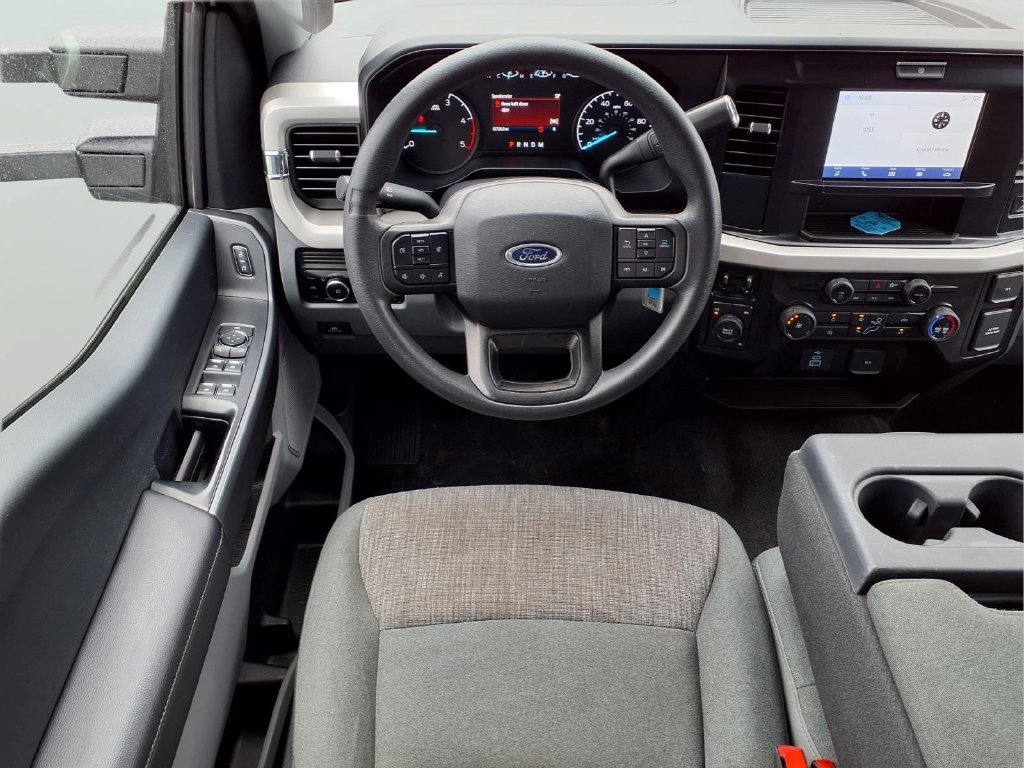 Used 2025 Ford F350 XLT AWD/4WD image 14