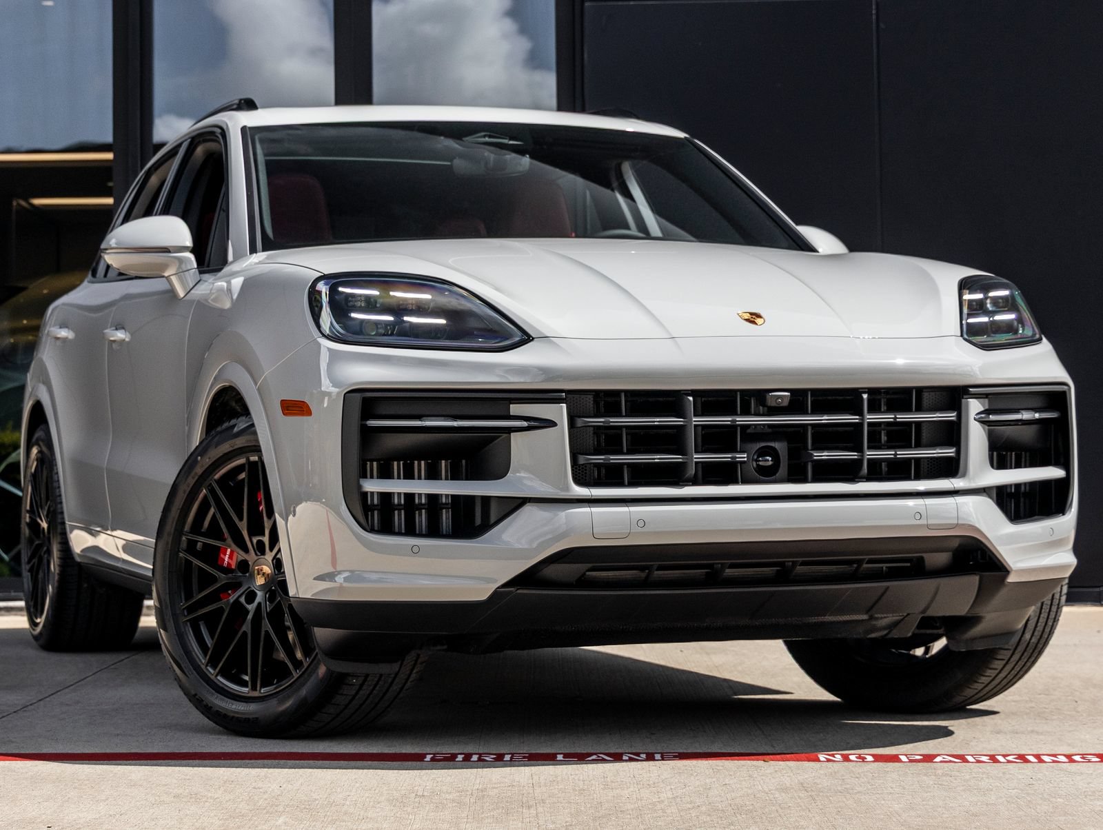 New 2026 Porsche Cayenne S AWD/4WD image 6
