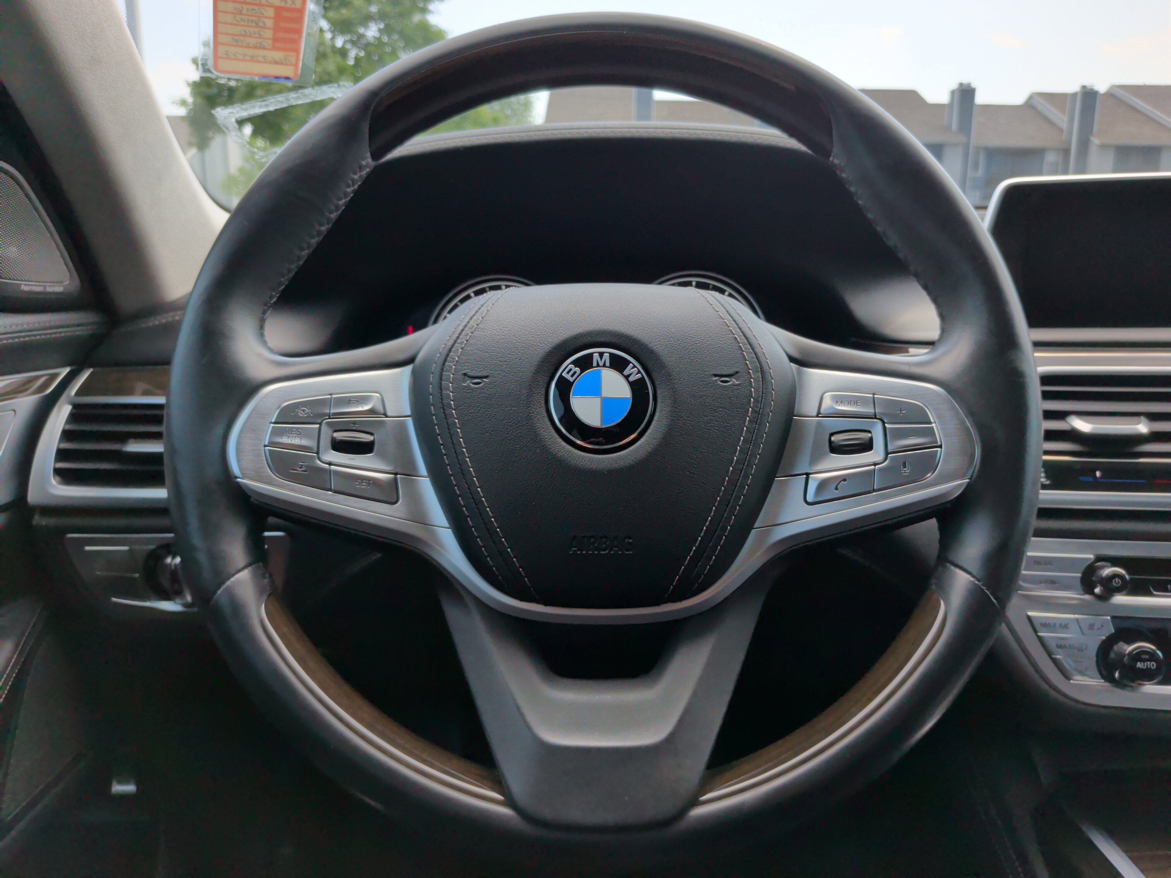 Used 2016 BMW 740i RWD image 20