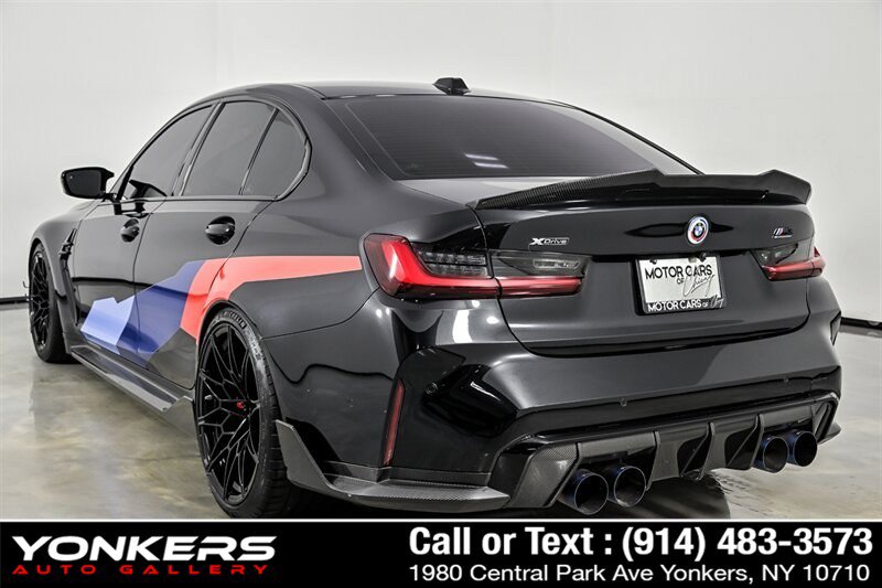Used 2023 BMW M3 Competition w/ M Carbon Exterior Package AWD/4WD image 3