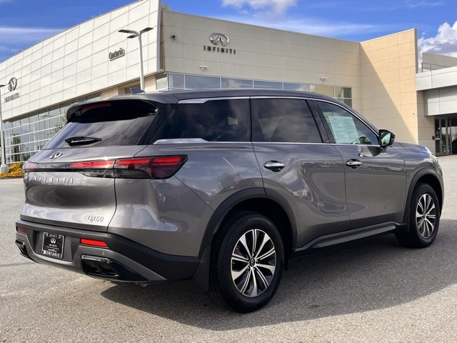 Certified 2025 INFINITI QX60 Pure image 4