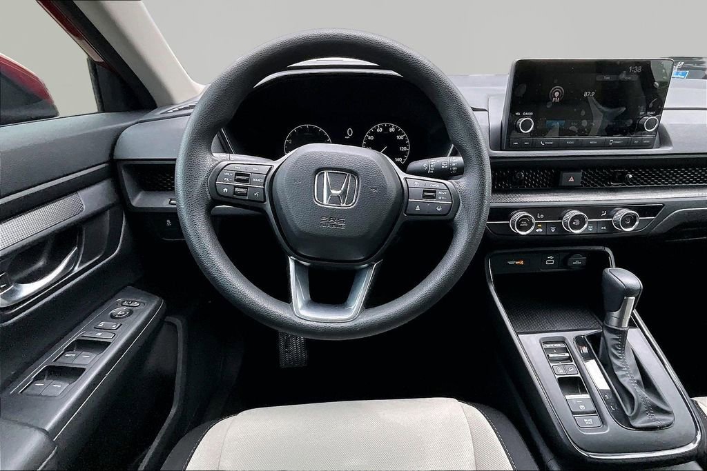 Used 2024 Honda CR-V LX image 9