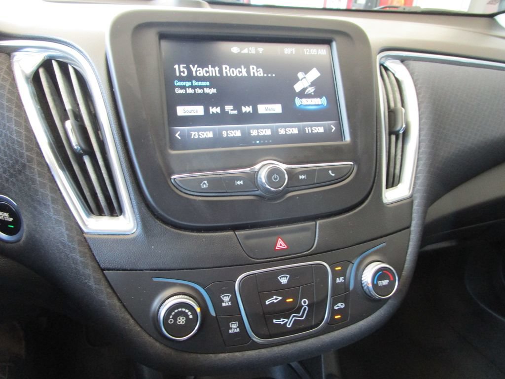 Used 2018 Chevrolet Malibu LT FWD image 33