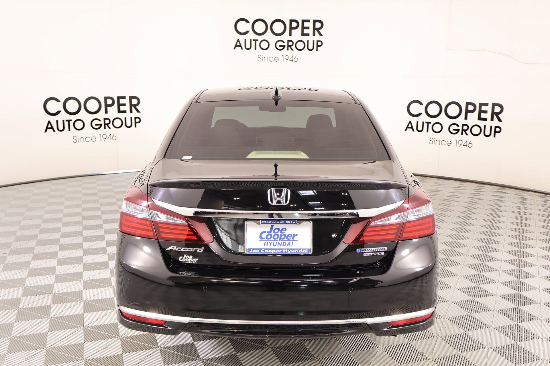 Used 2017 Honda Accord Touring image 23