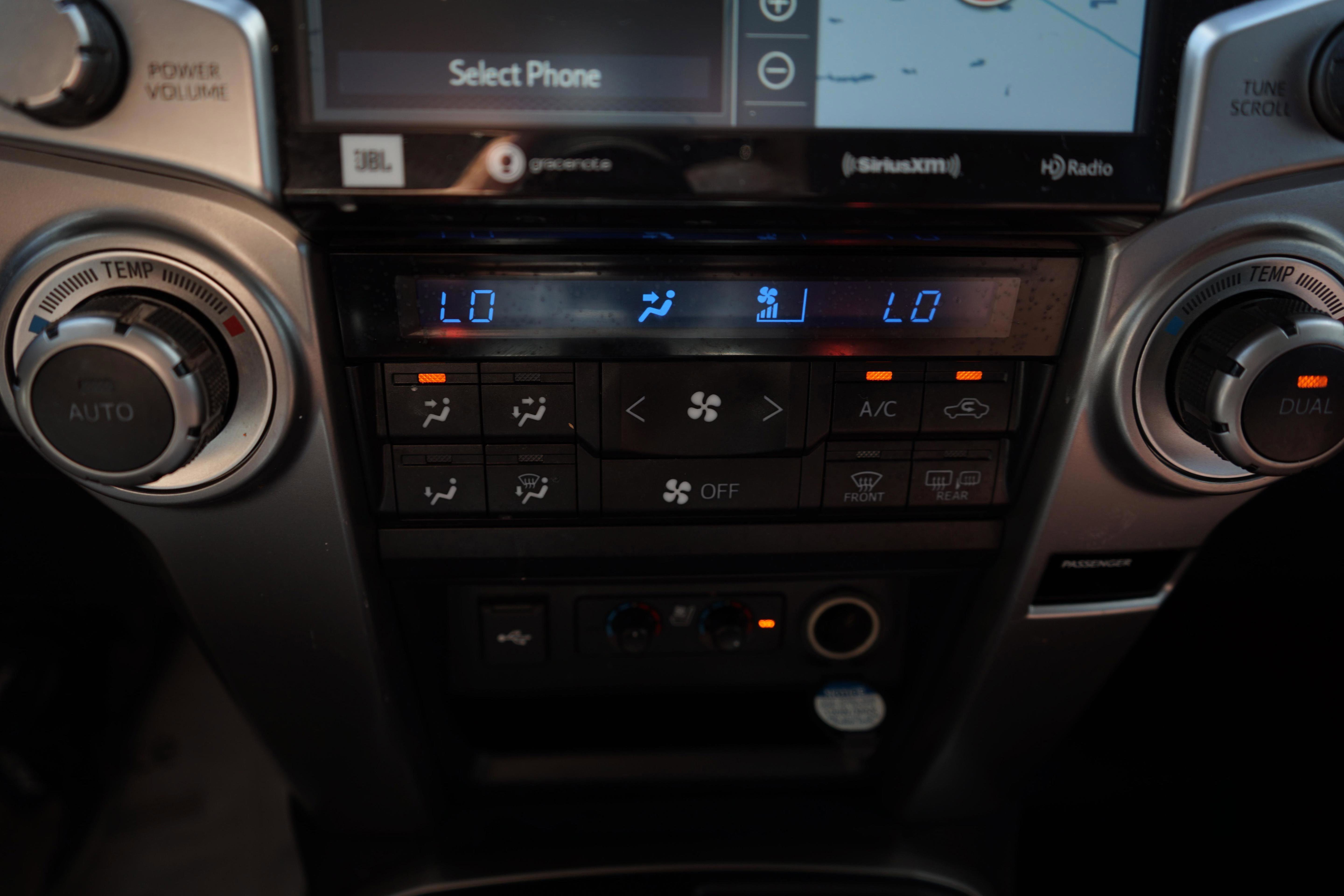 Used 2020 Toyota 4Runner 2WD image 16