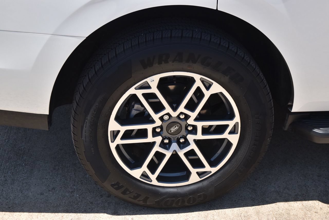 Certified 2026 Ford Expedition Active RWD image 10
