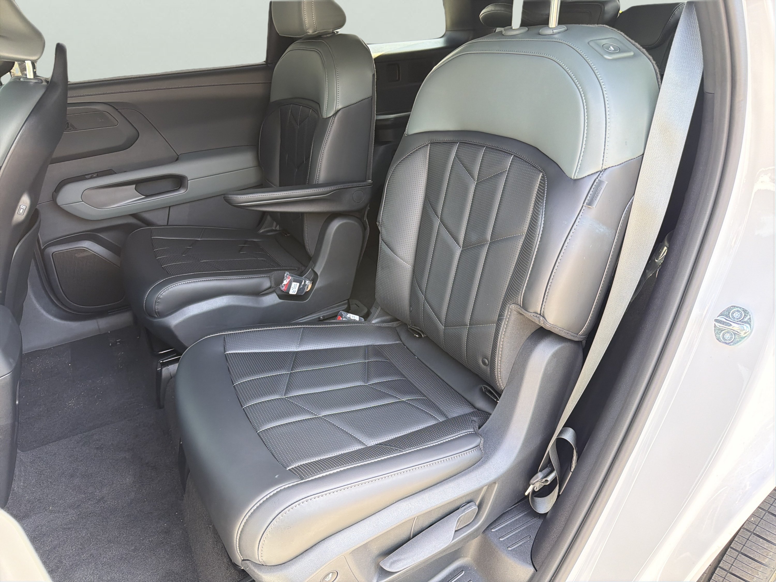 New 2027 Kia Telluride SX X-Line AWD/4WD image 23