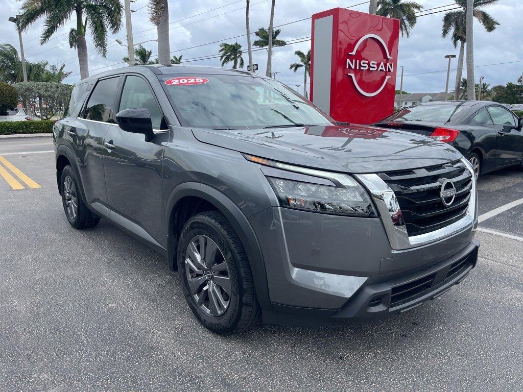 Certified 2025 Nissan Pathfinder S